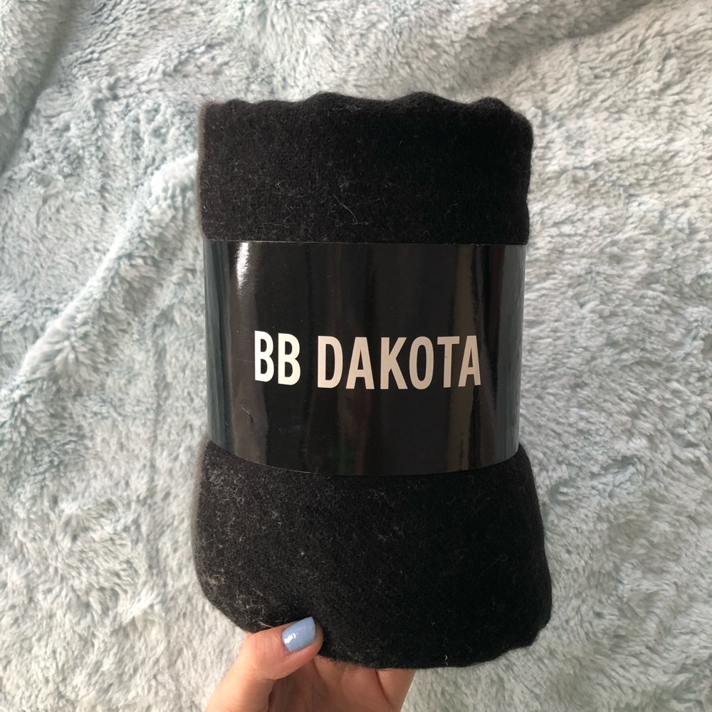 B.B. Dakota reversible poncho